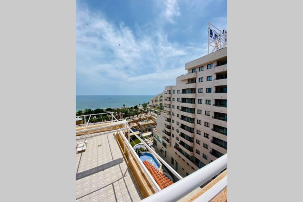 Excepcional apartamento Frontal, 1a línea de playa, MarinaDor Apartamento Oropesa del Mar Exterior foto